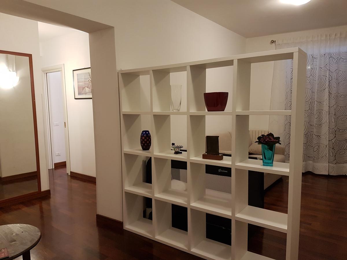 Bed & Parking Apartment Palermo Exterior photo
