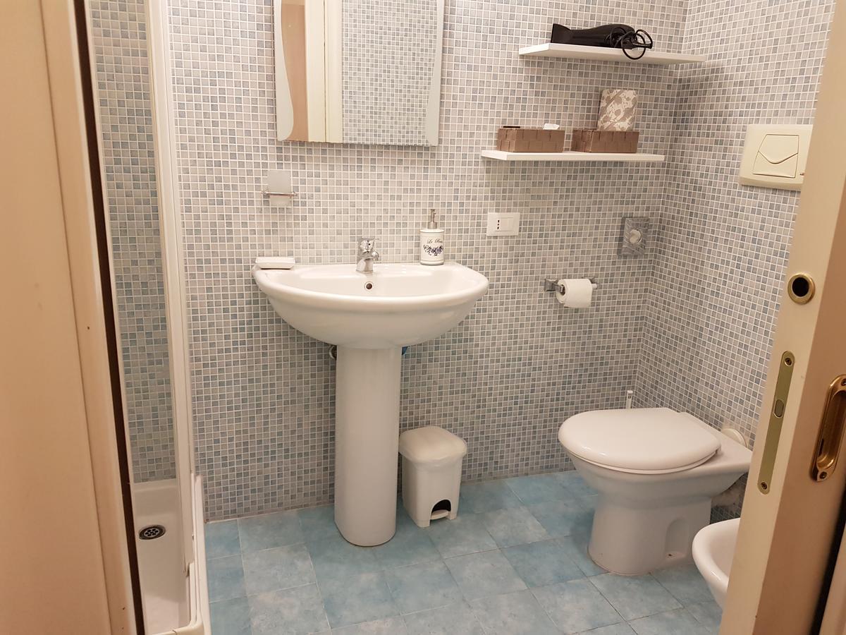 Bed & Parking Apartment Palermo Exterior photo