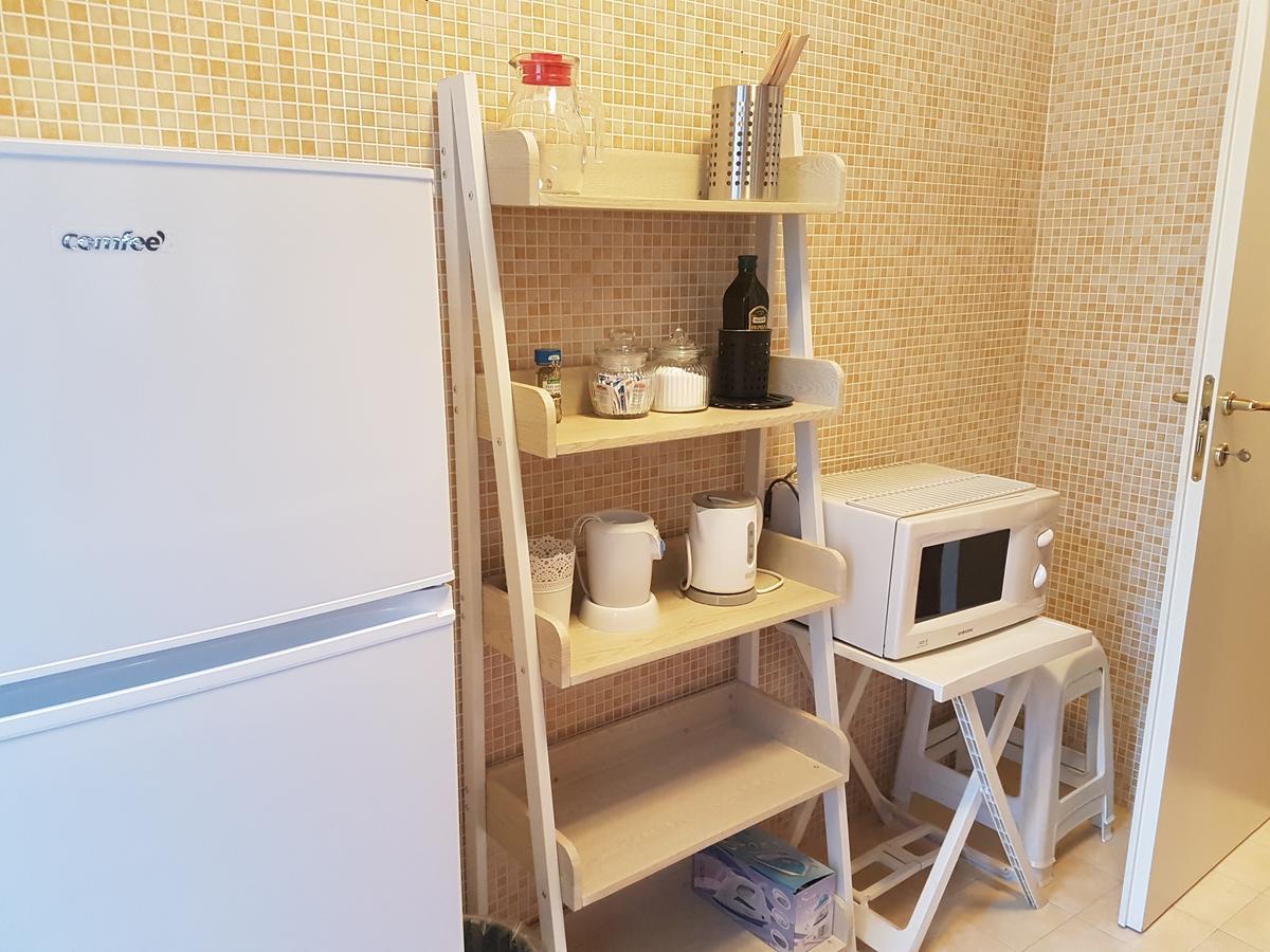 Bed & Parking Apartment Palermo Exterior photo